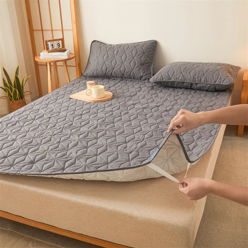 Waterproof Double Mattress Topper With Elastic Band Quilted Protector Pad